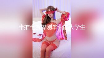 年轻小伙熟女家中后入丝袜熟女