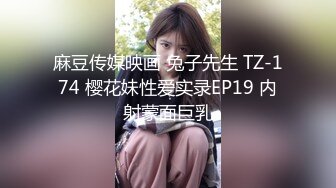 漂亮大奶眼镜反差婊美眉吃鸡啪啪 在家被大吊男友无套输出内射 眼镜夹鼻尖很是可爱