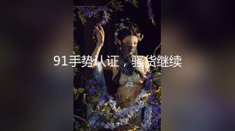  胡渣哥哥沙发上后入操小女友，花样吃屌，还有很多高难度姿势