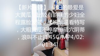 UR级！被摄影围拍的极品女神跟踪抄底