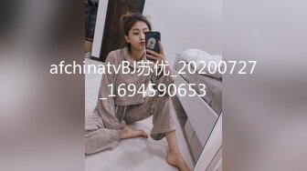 《极品CP?魔手?外购》技术型坑神巅峰厕拍！商场女厕极限特写镜头偸拍络绎不绝少女少妇方便~菊花美鲍近在咫尺有极品逼