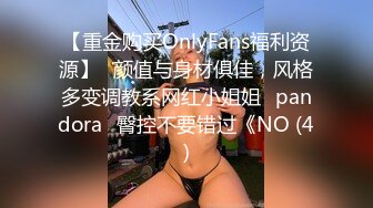 ❤️震撼绿帽淫妻❤️极品丝袜淫妻博主『2Tgdt』伺候老婆被各种玩超级贱银色连衣裙内射制服肛塞喷精潮吹1