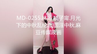 与炮机3p老婆