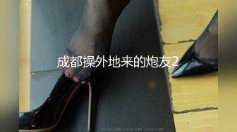 【新片速遞】  单男抱着我女友操，年轻体力就是好 