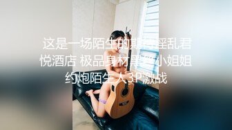 是小逗逗 性感深蓝色高开叉服饰 迷人的丽质 曼妙苗条身姿明艳动人