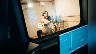 【新速片遞】 2023-6-7【游客】搞熟女技师，按摩师摸摸搞搞，扒下内裤吸奶扣穴，扶着按摩床后入，胖哥搞舒服了